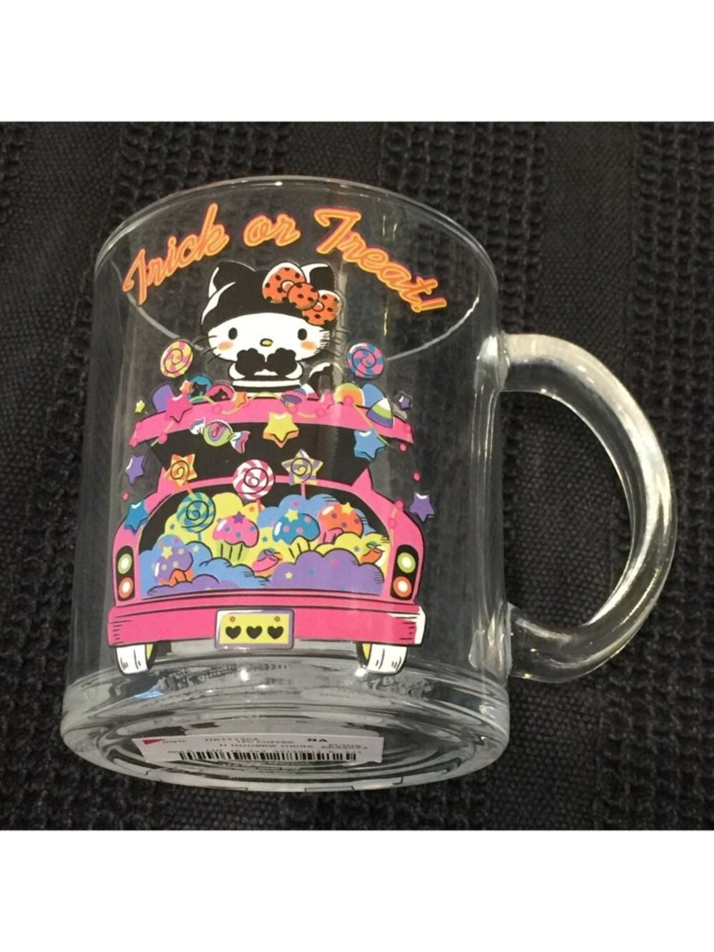 HELLO KITTY Trick or Treat 17.5 oz Glass Mug Trunk Treats